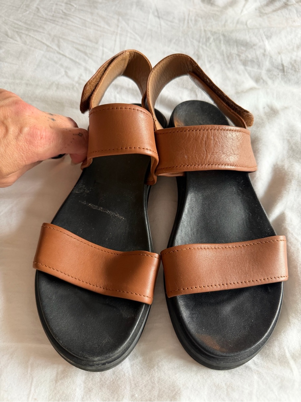Women’s Brown Strap Sandals - Casual Leather, size 7
